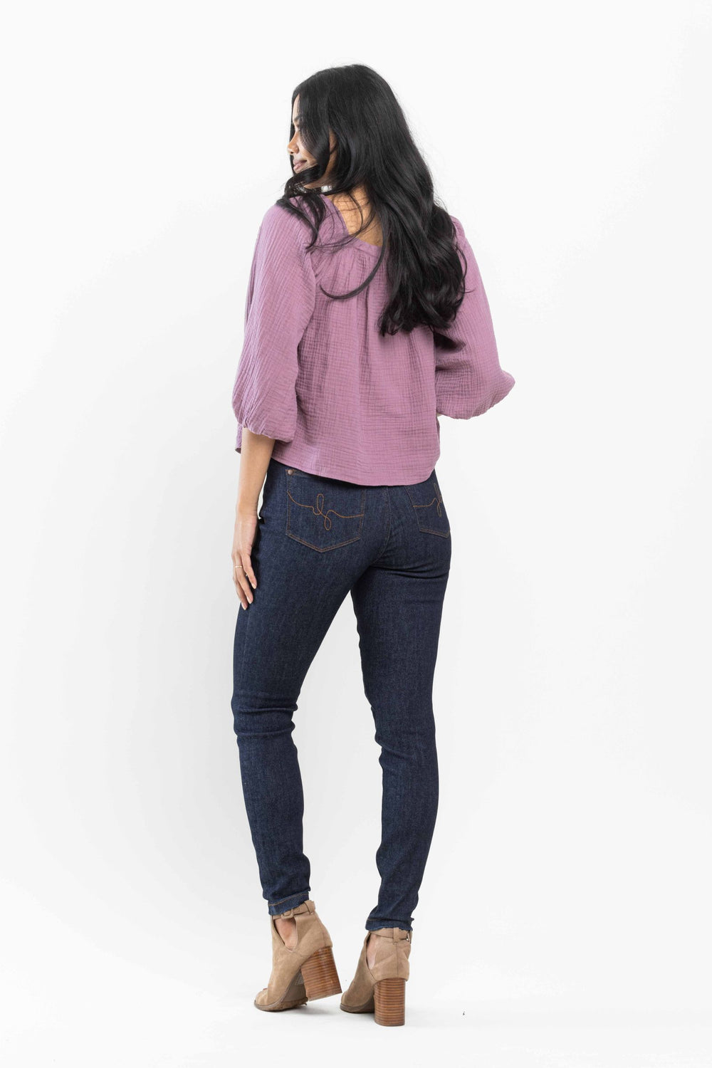 Holly Classic HW Back Pocket Embroidery Skinny