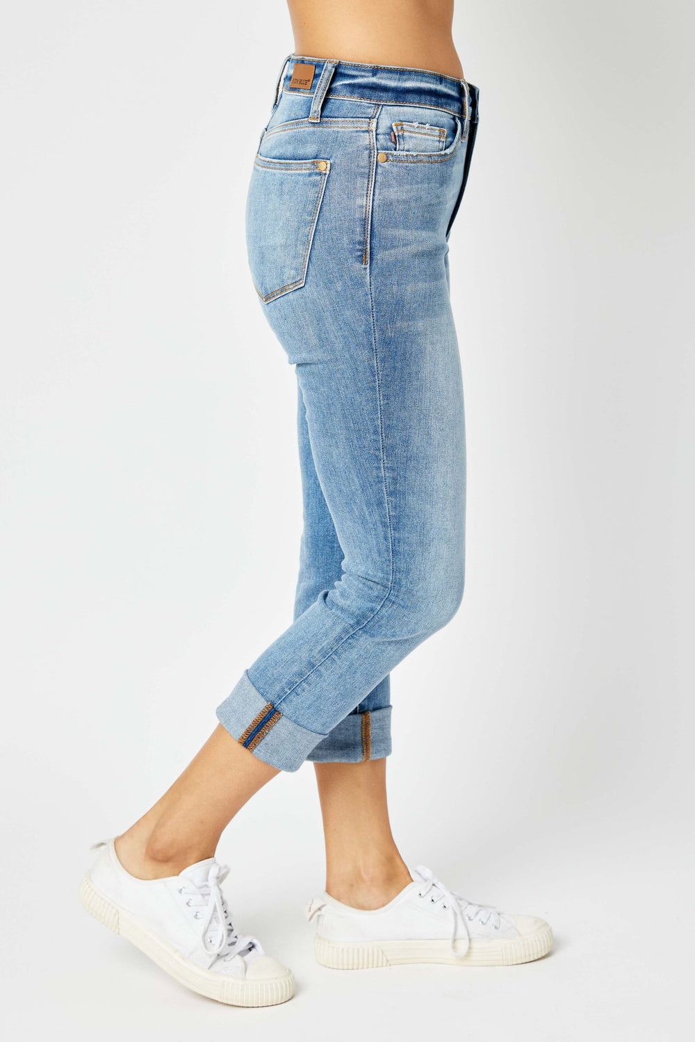Mid Rise Cuffed Skinny Capri
