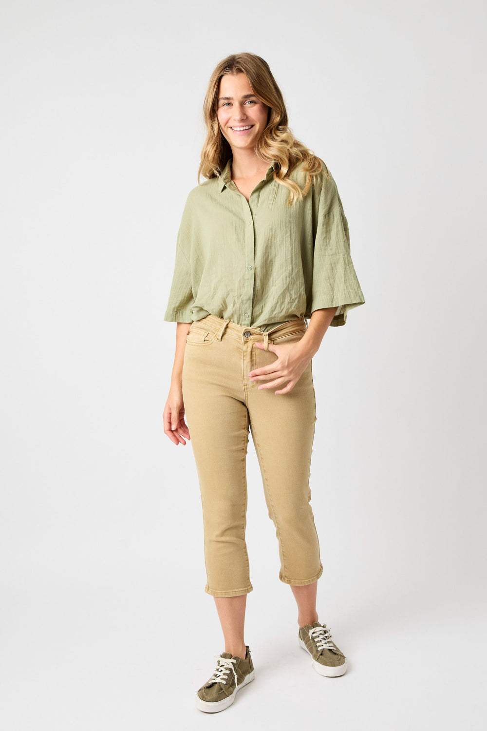 Ava Mid Rise Khaki Capris