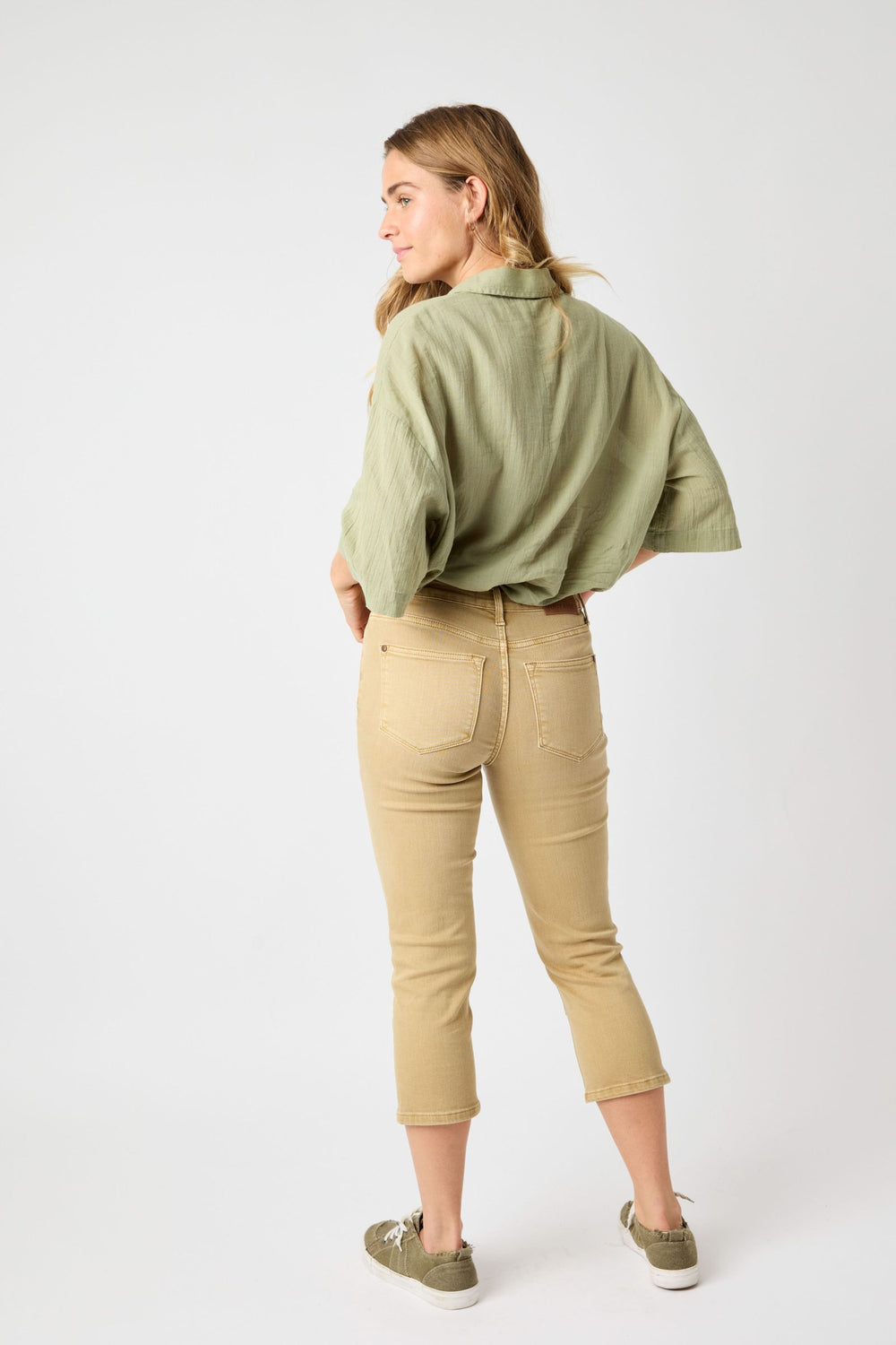 Ava Mid Rise Khaki Capris