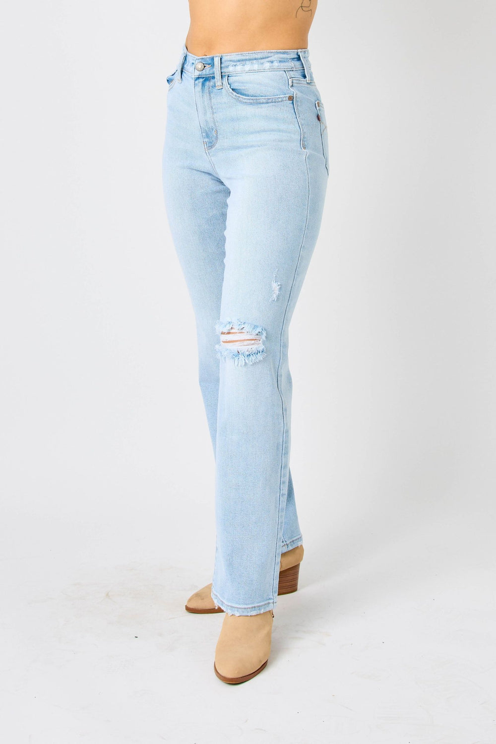 Melissa 90s Straight HW Ripped Back Jeans