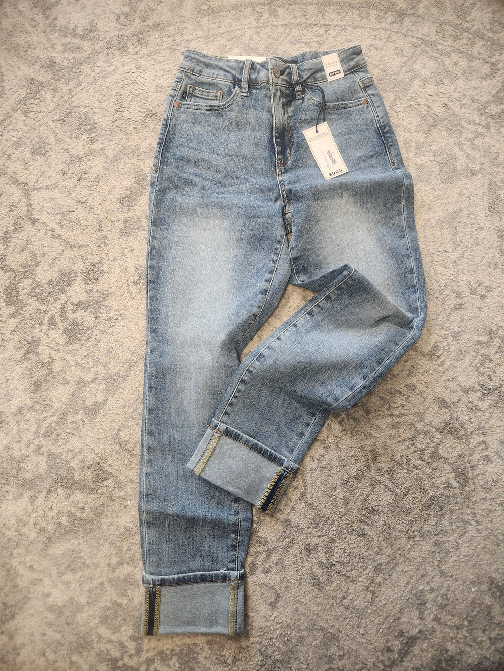 Vikki HW Vintage Wash Boyfriend