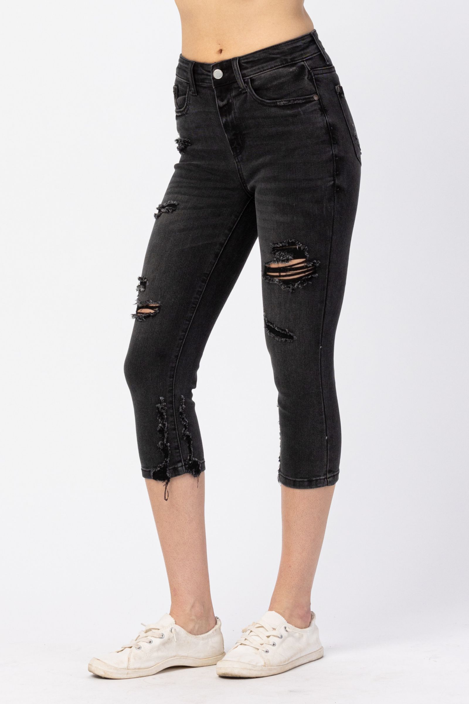 HW Destroyed Black Skinny Capri