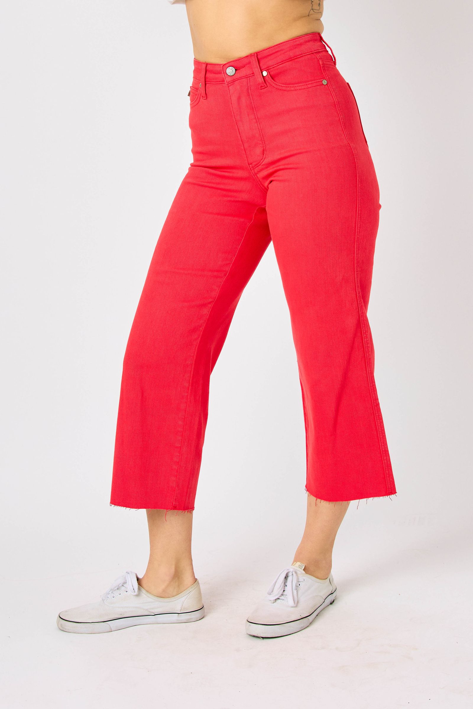 HW Red Tummy Control Crop Capri