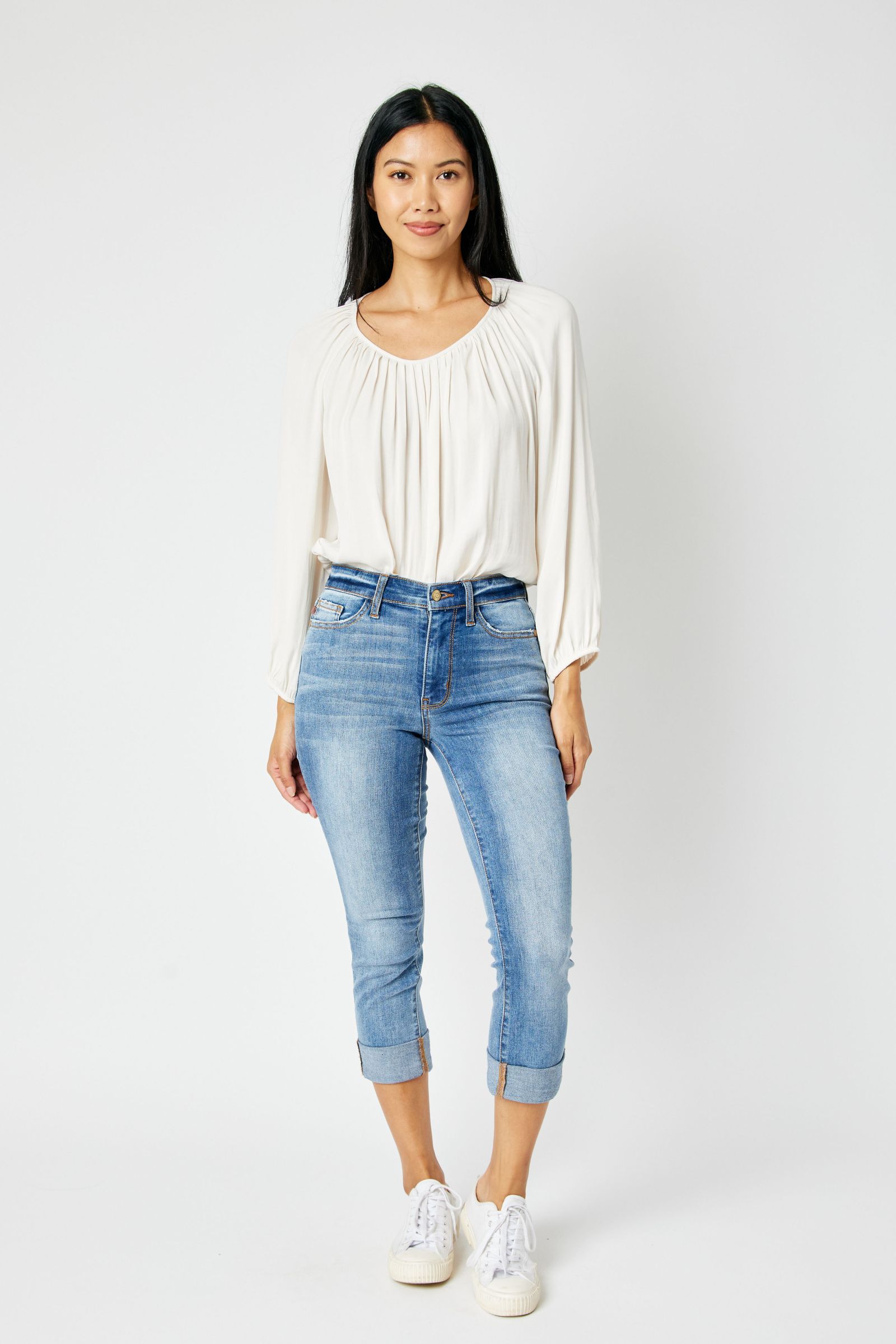 Mid Rise Cuffed Skinny Capri